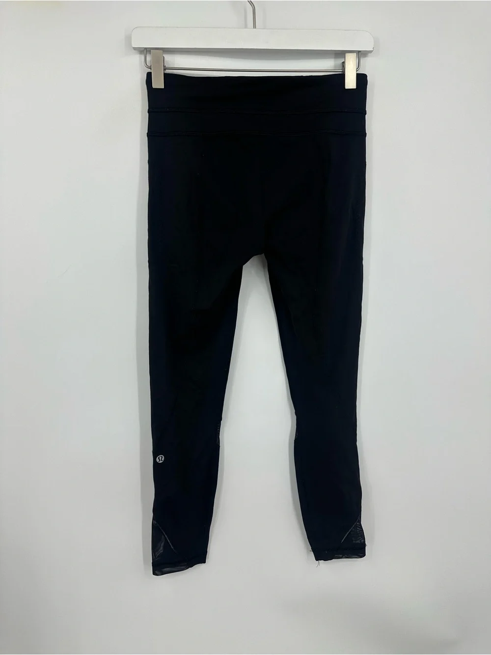 Black Lululemon Leggings Size 4 Gym Workout Training Cropped